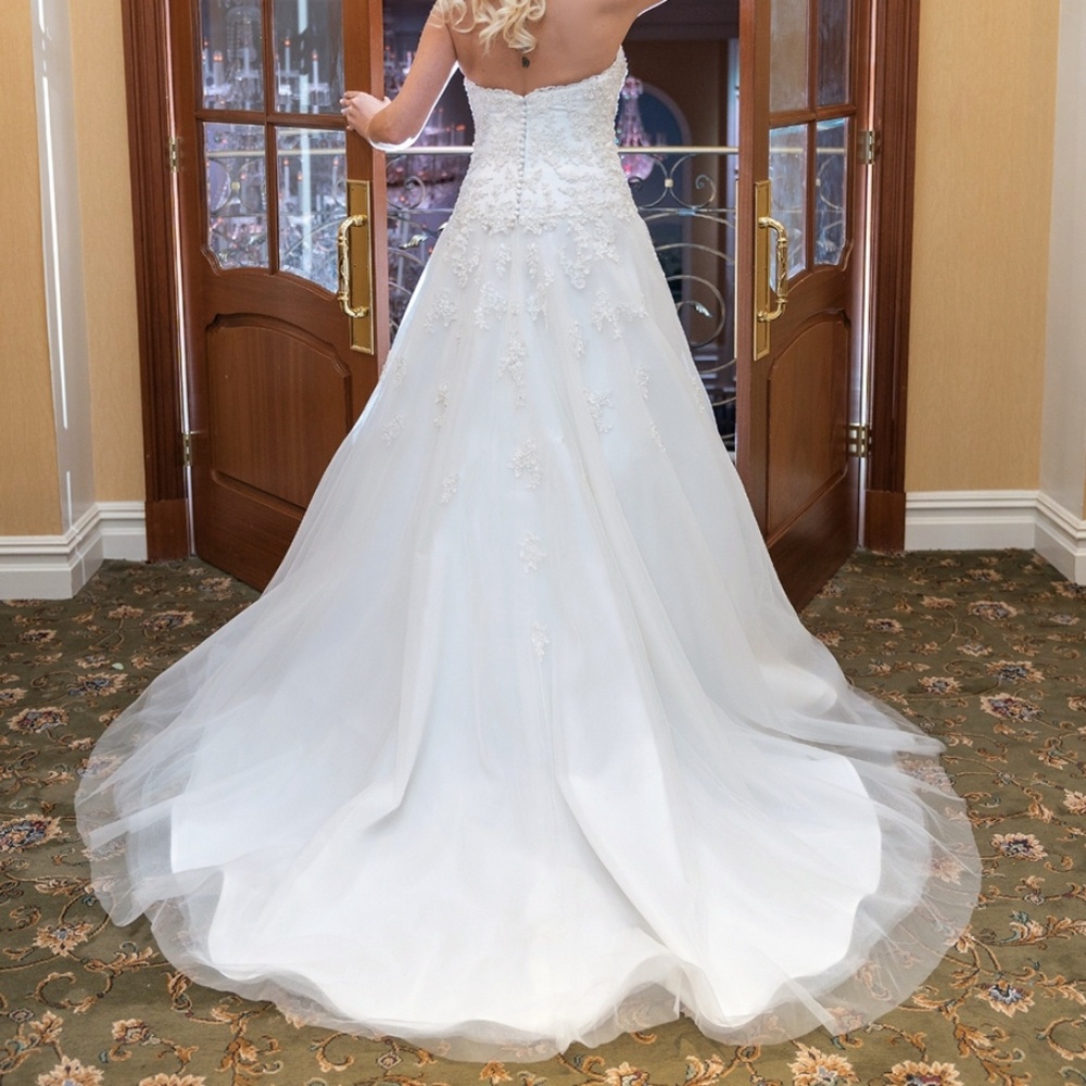 Justin Alexander wedding dress